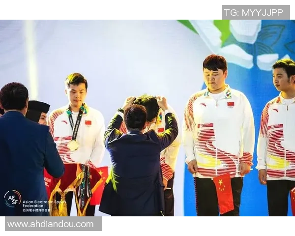 亚运会回顾：上海足球队在比赛中的战术意识与团队协作分析